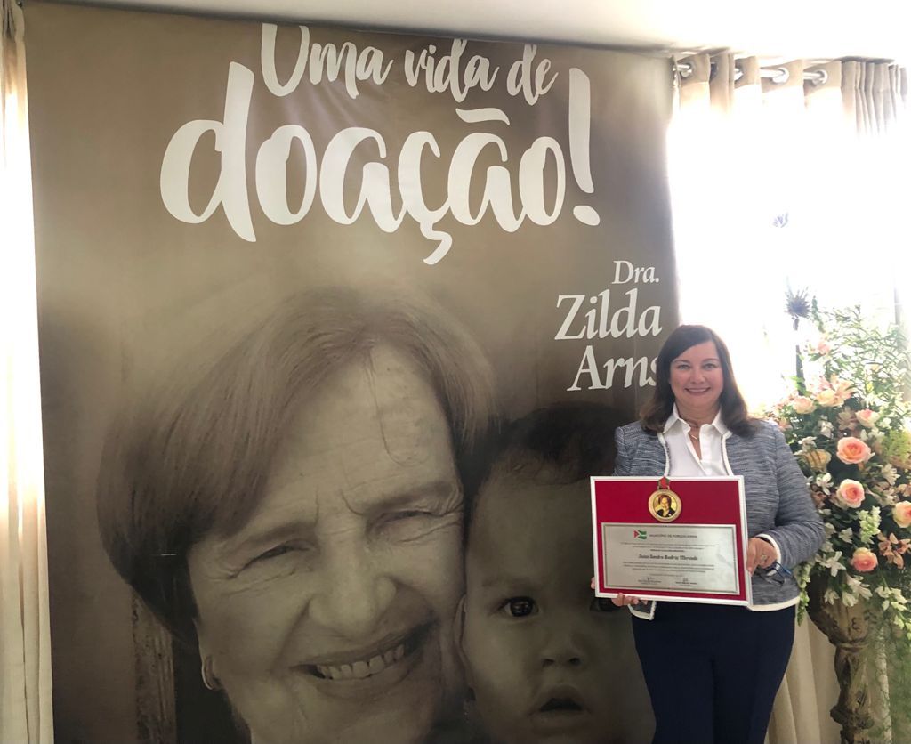 Leia mais sobre o artigo Juíza de Rondônia é homenageada com Medalha Zilda Arns de Boas Práticas para a Primeira Infância