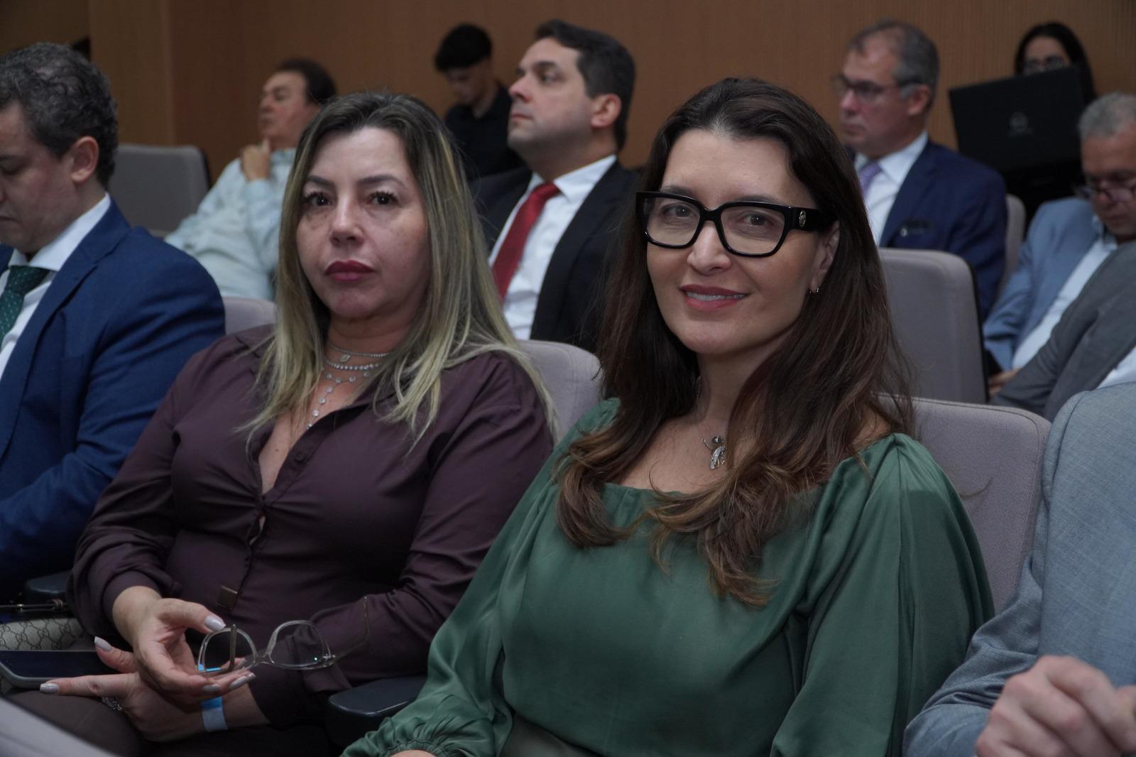 Leia mais sobre o artigo Presidente da Ameron participa de reunião do Conselho de Representantes da AMB