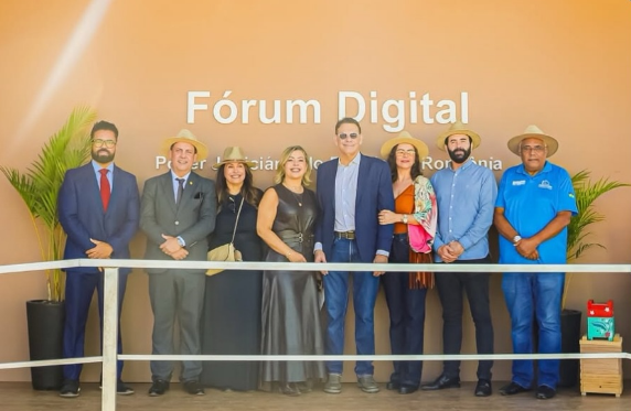 Leia mais sobre o artigo AMERON participa da abertura do Fórum Digital do TJRO na Rondônia Rural Show