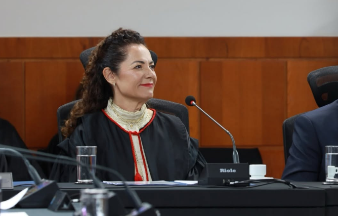 Leia mais sobre o artigo Magistrada Úrsula Gonçalves toma posse como membro titular do TRE-RO